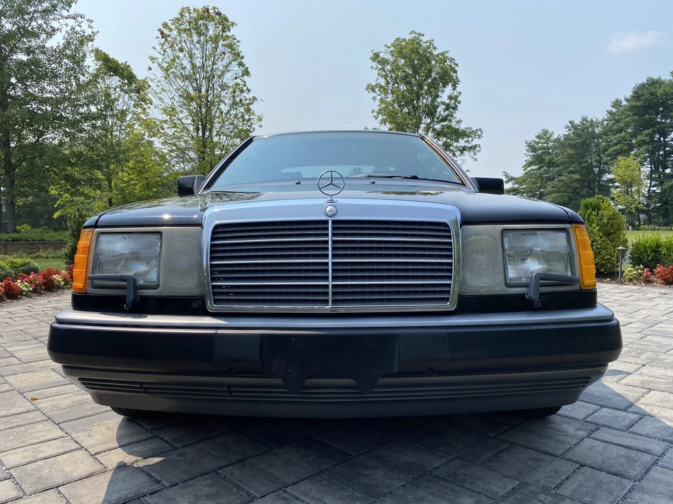 1989 Mercedes-Benz W124 E-Class - Image 4 of 31