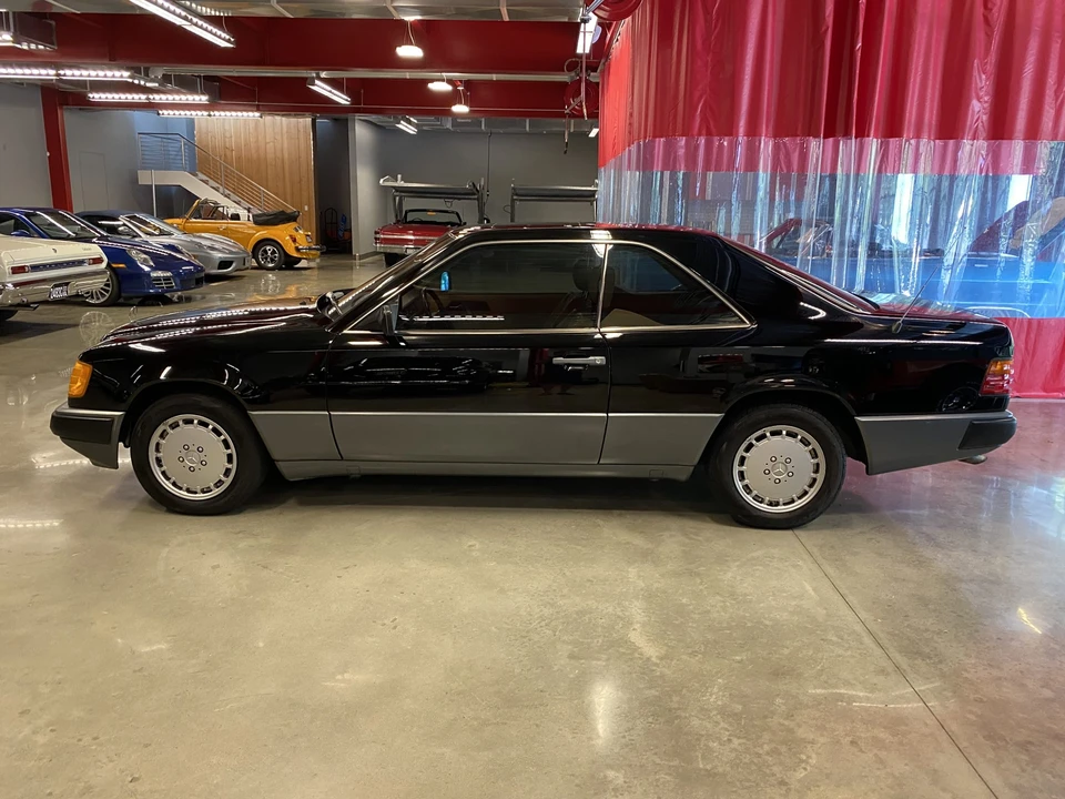 1989 Mercedes-Benz W124 E-Class - Image 23 of 31
