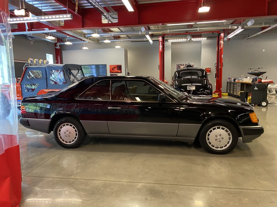 1989 Mercedes-Benz W124 E-Class - Image 21 of 31