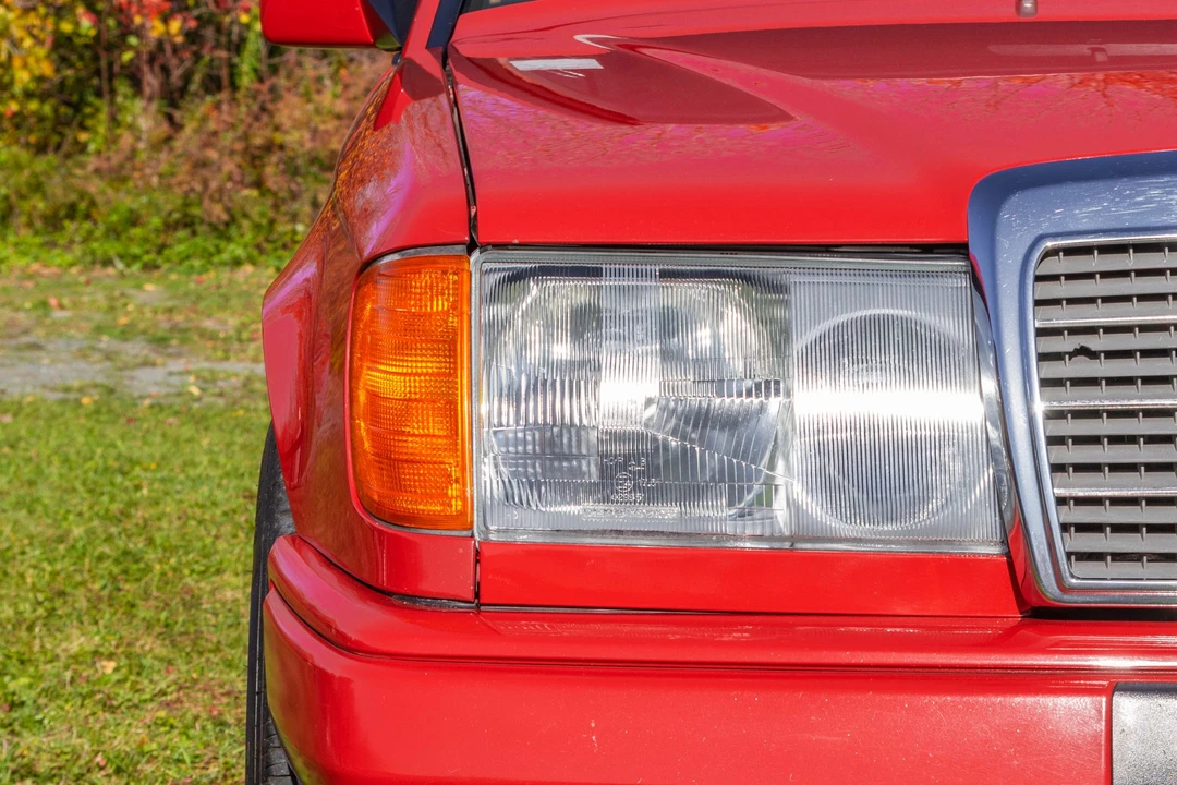 1989 Mercedes-Benz W124 E-Class - Image 15 of 31