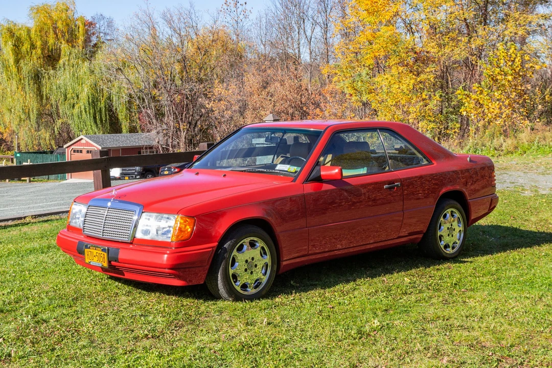 1989 Mercedes-Benz W124 E-Class - Image 2 of 31