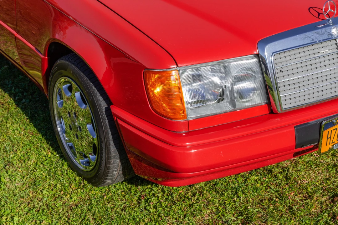 1989 Mercedes-Benz W124 E-Class - Image 13 of 31