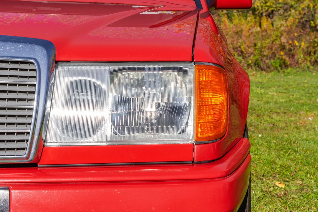 1989 Mercedes-Benz W124 E-Class - Image 16 of 31