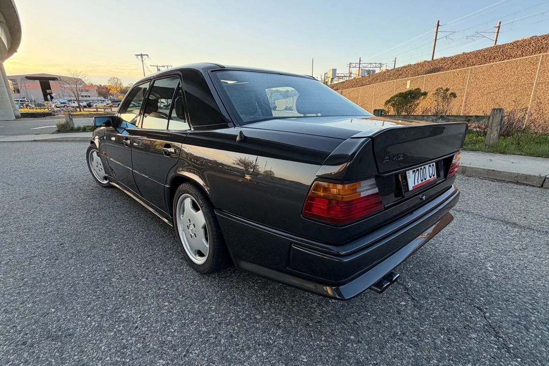 1989 Mercedes-Benz W124 E-Class - Image 10 of 31