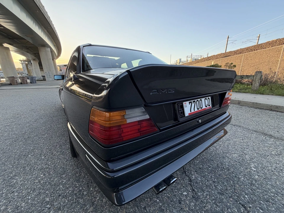 1989 Mercedes-Benz W124 E-Class - Image 12 of 31