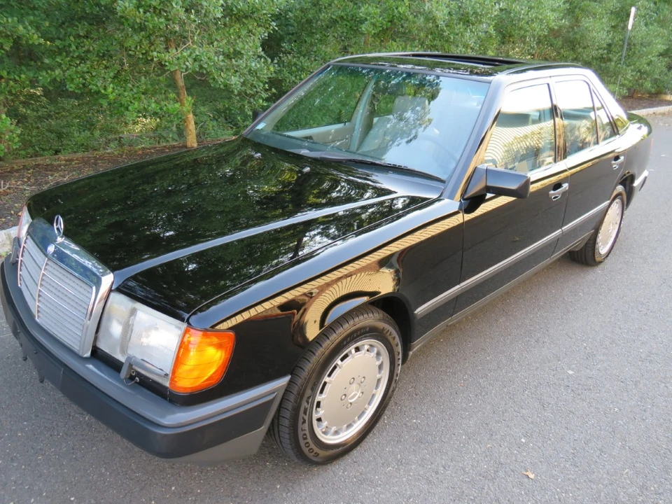 1989 Mercedes-Benz W124 E-Class - Image 21 of 31