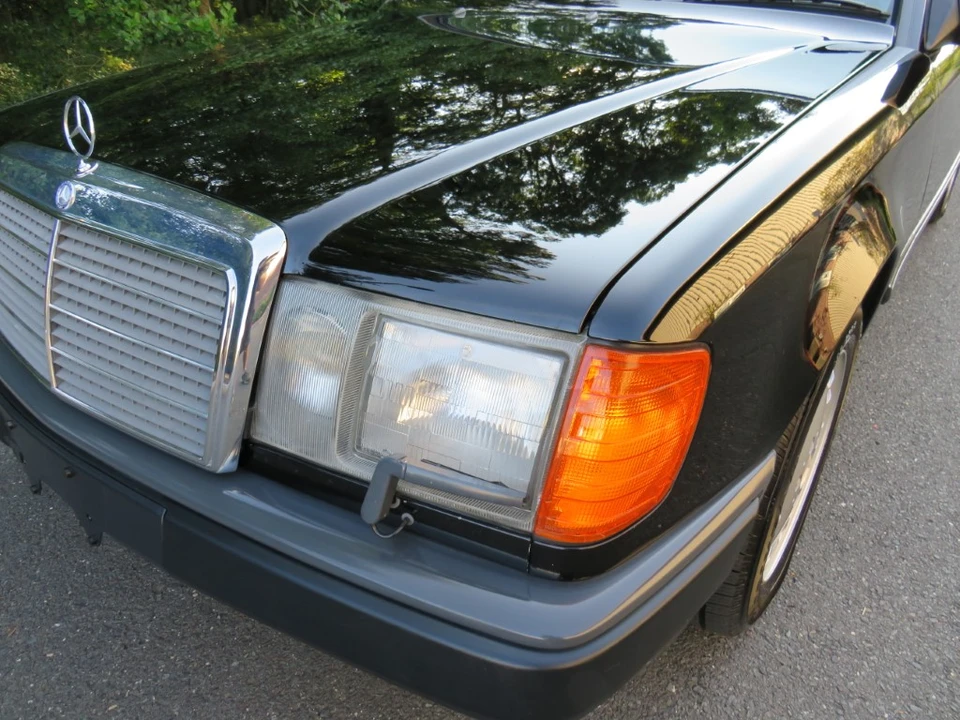 1989 Mercedes-Benz W124 E-Class - Image 23 of 31