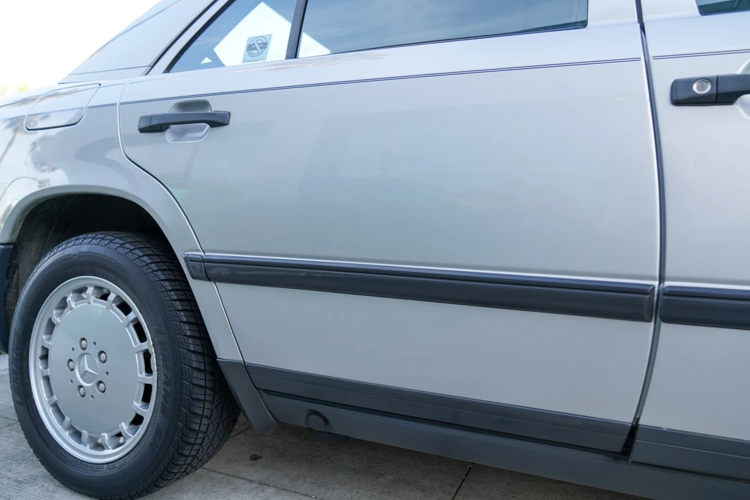 1989 Mercedes-Benz W124 E-Class - Image 21 of 31