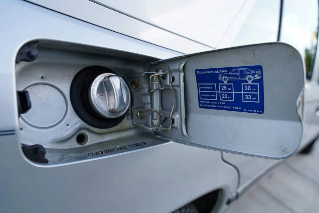 1989 Mercedes-Benz W124 E-Class - Image 30 of 31