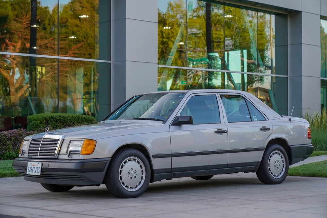 1989 Mercedes-Benz W124 E-Class - Image 3 of 31