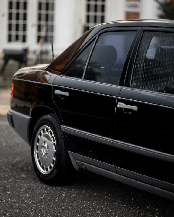 1989 Mercedes-Benz W124 E-Class - Image 30 of 31