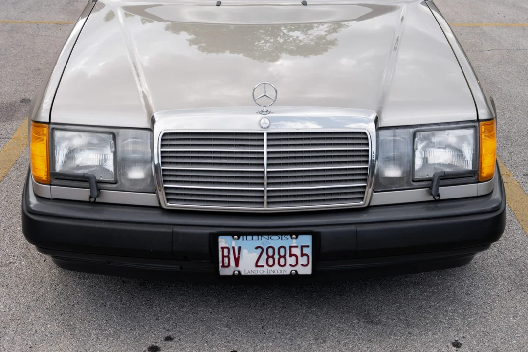 1989 Mercedes-Benz W124 E-Class - Image 10 of 31