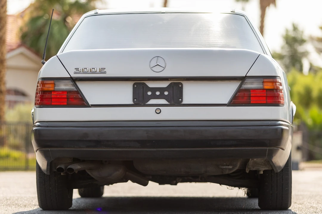 1989 Mercedes-Benz W124 E-Class - Image 9 of 31
