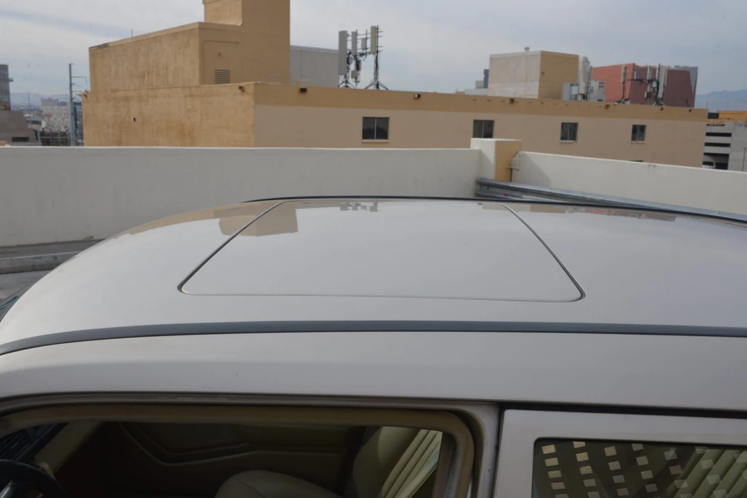 1989 Mercedes-Benz W124 E-Class - Image 26 of 31