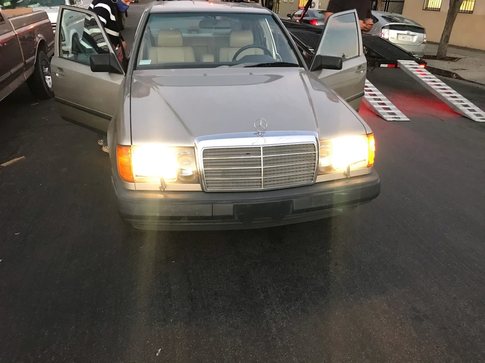 1989 Mercedes-Benz W124 E-Class - Image 16 of 31