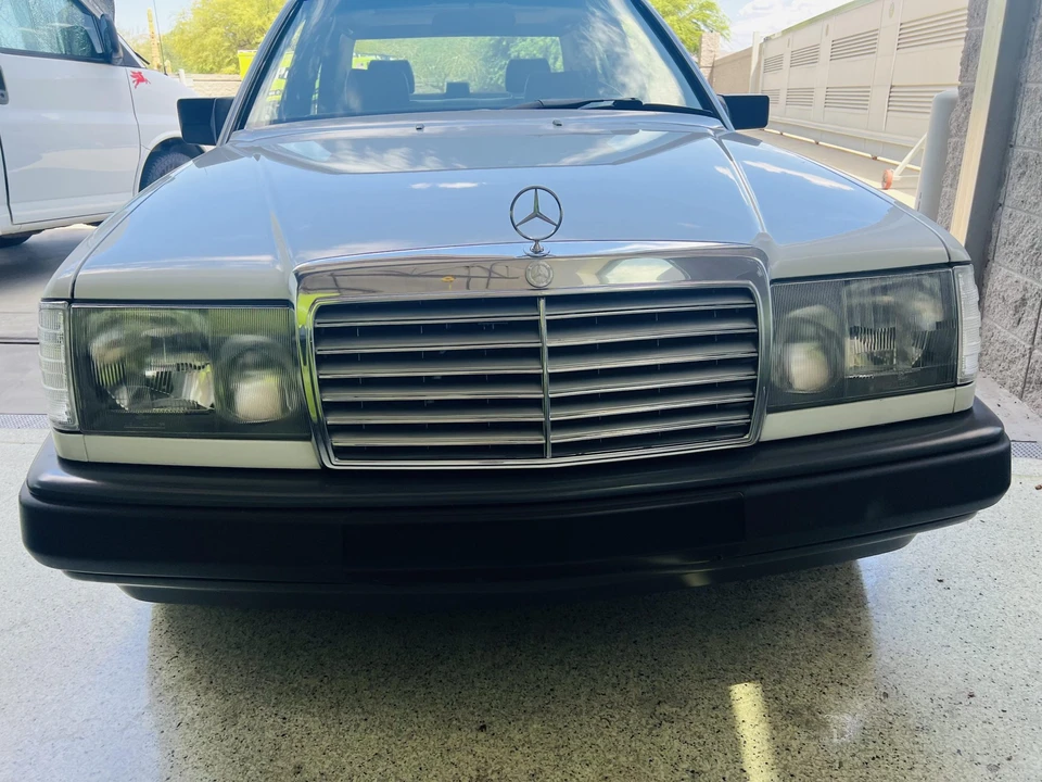 1989 Mercedes-Benz W124 E-Class - Image 28 of 31