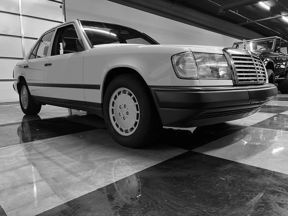 1989 Mercedes-Benz W124 E-Class - Image 16 of 31