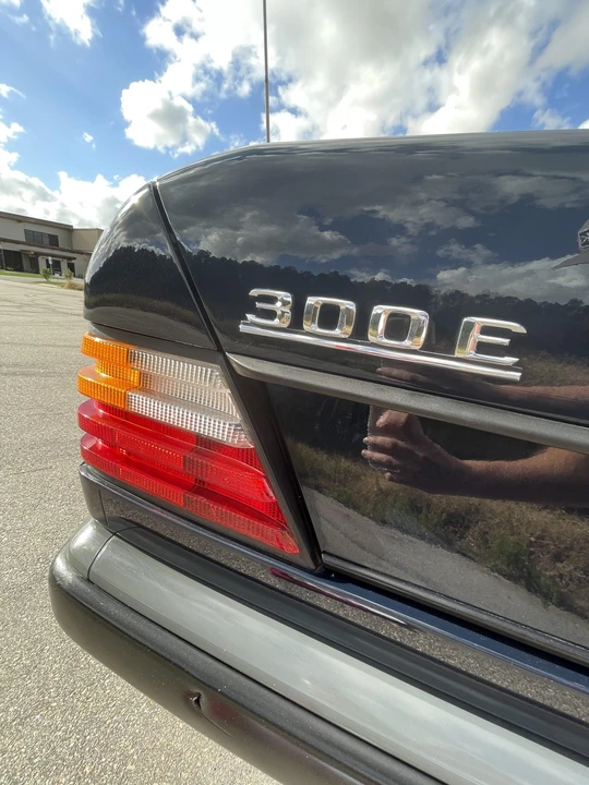 1989 Mercedes-Benz W124 E-Class - Image 20 of 31
