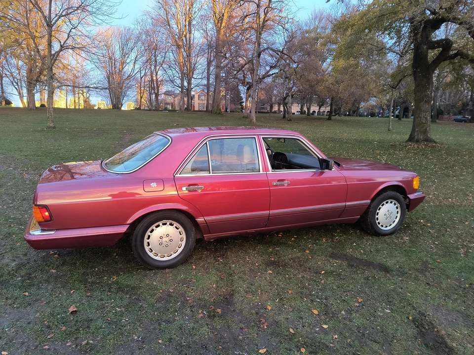 1989 Mercedes-Benz W126 S-Class Sedan - Image 26 of 31