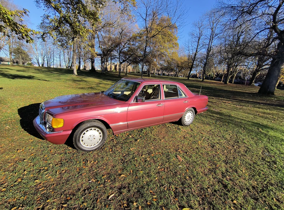 1989 Mercedes-Benz W126 S-Class Sedan - Image 13 of 31