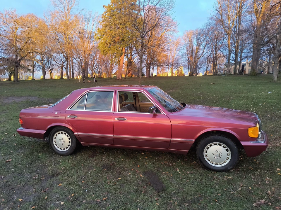 1989 Mercedes-Benz W126 S-Class Sedan - Image 28 of 31