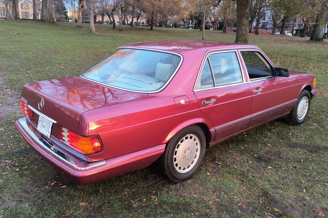 1989 Mercedes-Benz W126 S-Class Sedan - Image 4 of 31