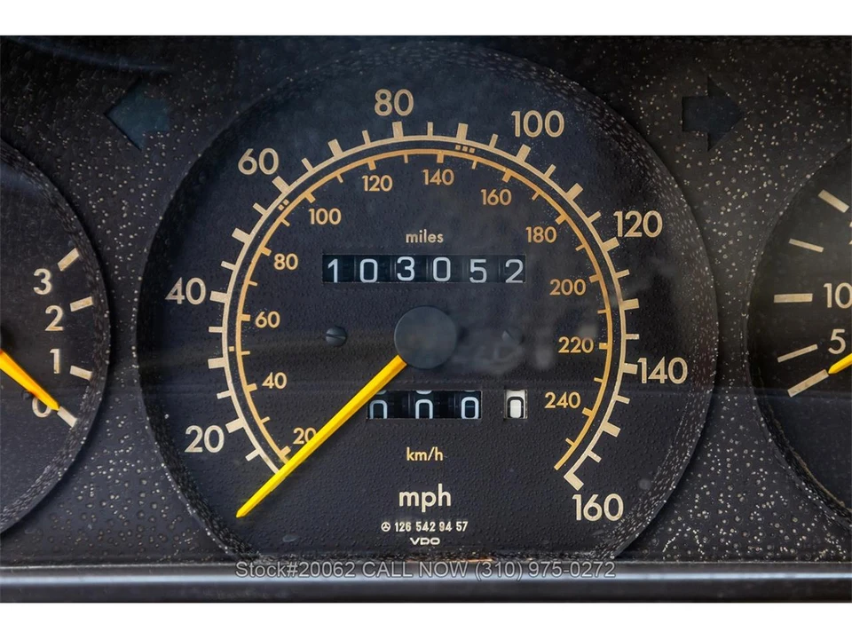 1989 Mercedes-Benz W126 S-Class Sedan - Image 18 of 31