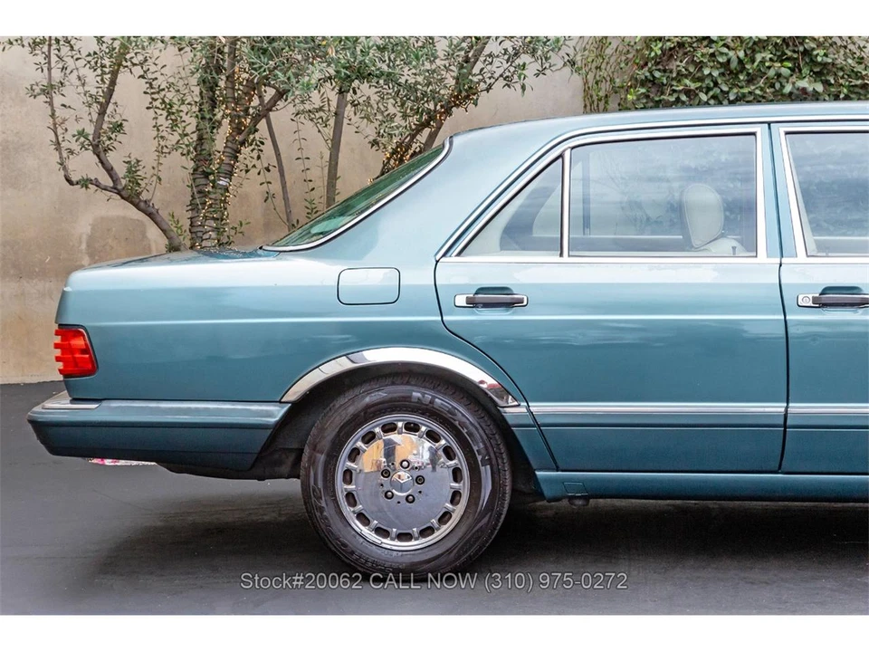 1989 Mercedes-Benz W126 S-Class Sedan - Image 10 of 31