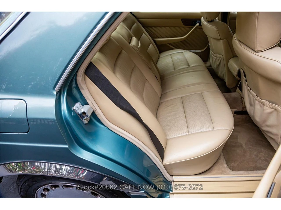 1989 Mercedes-Benz W126 S-Class Sedan - Image 20 of 31