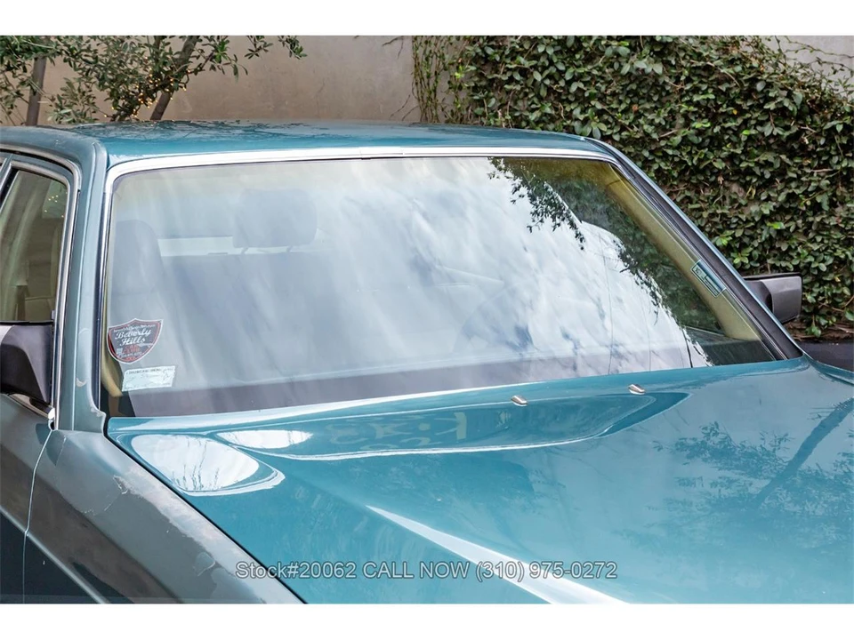 1989 Mercedes-Benz W126 S-Class Sedan - Image 8 of 31