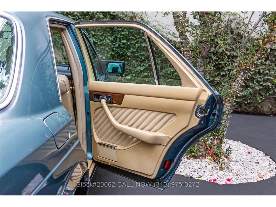 1989 Mercedes-Benz W126 S-Class Sedan - Image 21 of 31