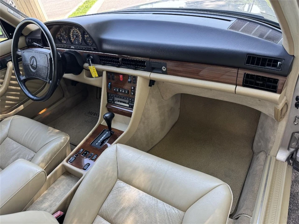 1989 Mercedes-Benz W126 S-Class Sedan - Image 27 of 31