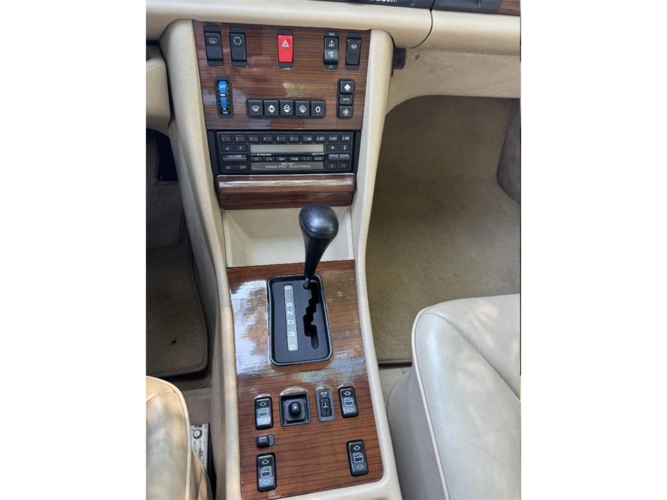 1989 Mercedes-Benz W126 S-Class Sedan - Image 31 of 31
