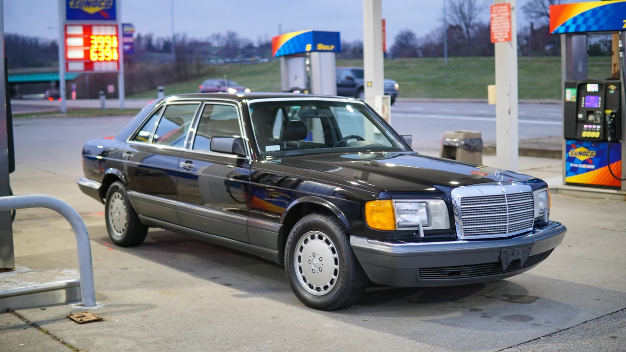 1989 Mercedes-Benz W126 S-Class Sedan - Image 9 of 31