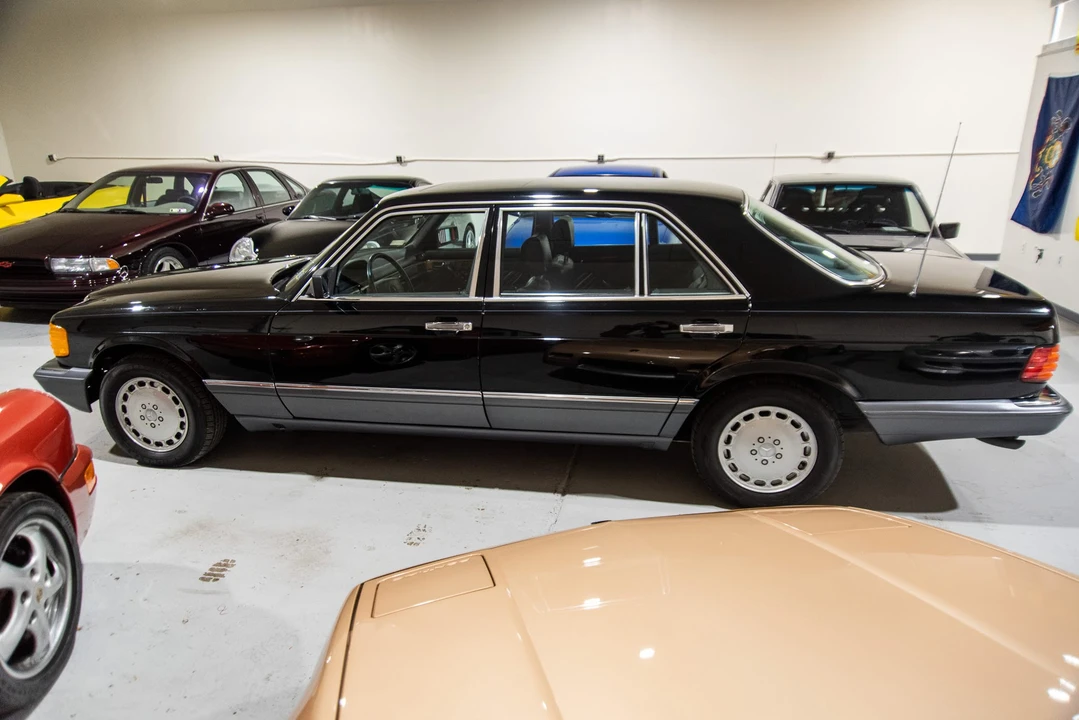 1989 Mercedes-Benz W126 S-Class Sedan - Image 15 of 31