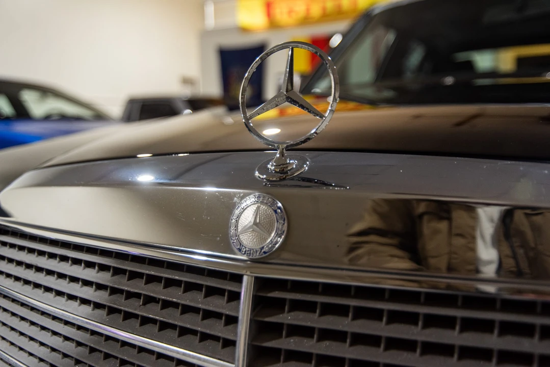 1989 Mercedes-Benz W126 S-Class Sedan - Image 30 of 31