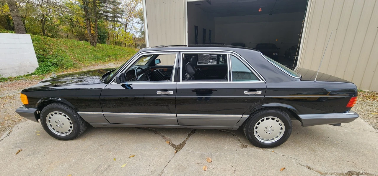 1989 Mercedes-Benz W126 S-Class Sedan - Image 14 of 31