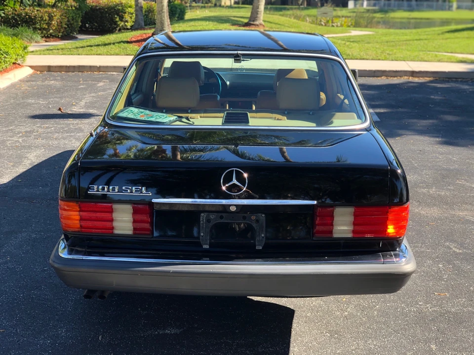 1989 Mercedes-Benz W126 S-Class Sedan - Image 21 of 31