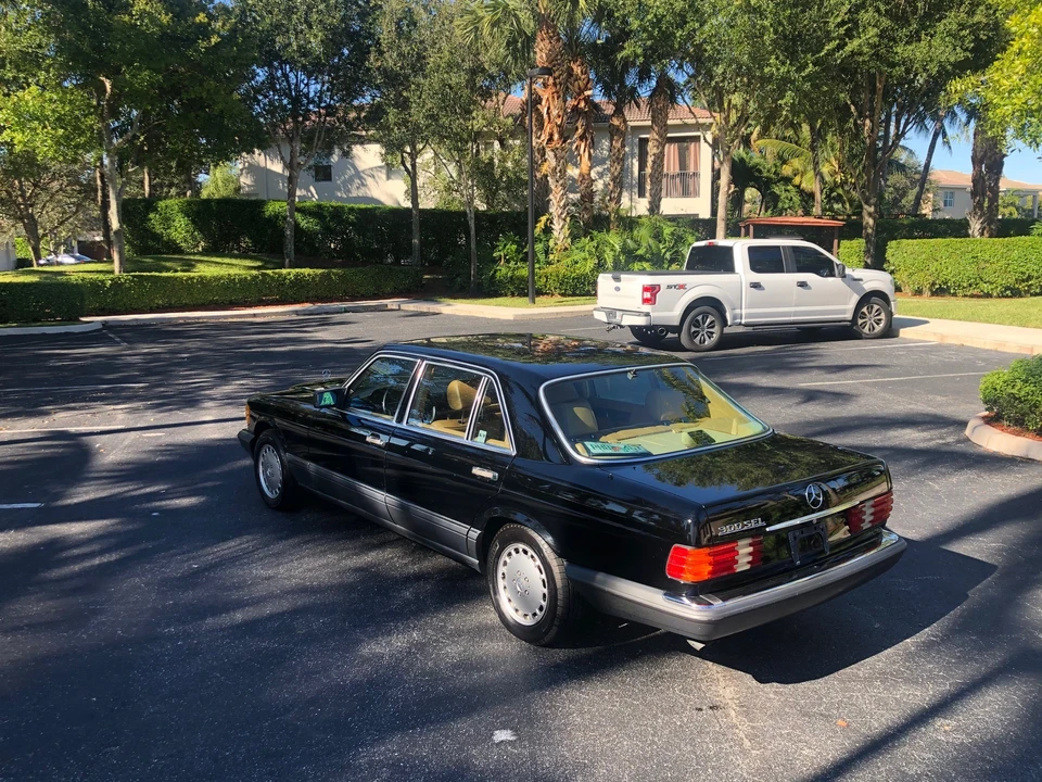 1989 Mercedes-Benz W126 S-Class Sedan - Image 18 of 31