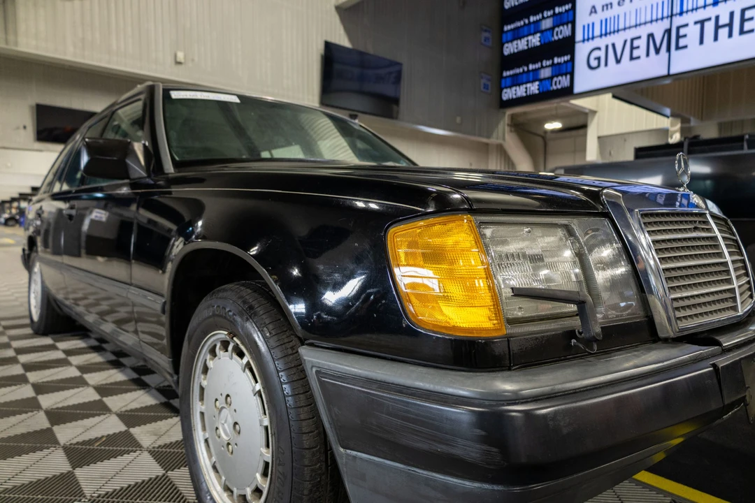 1989 Mercedes-Benz W124 E-Class - Image 20 of 31