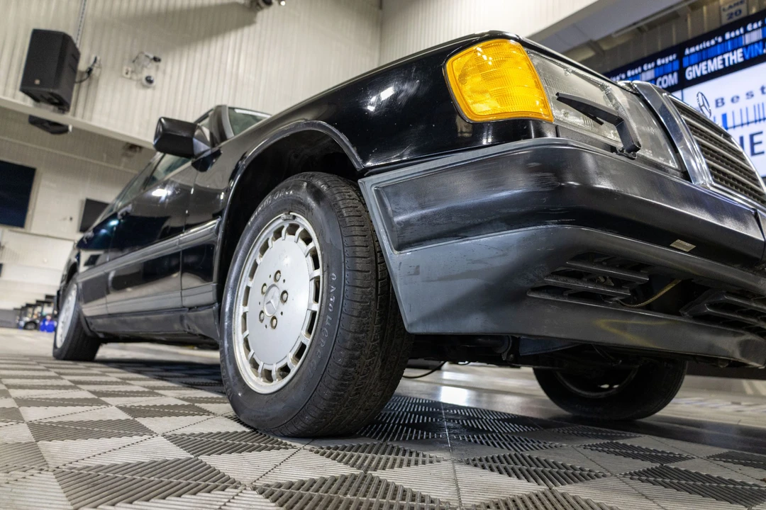 1989 Mercedes-Benz W124 E-Class - Image 21 of 31