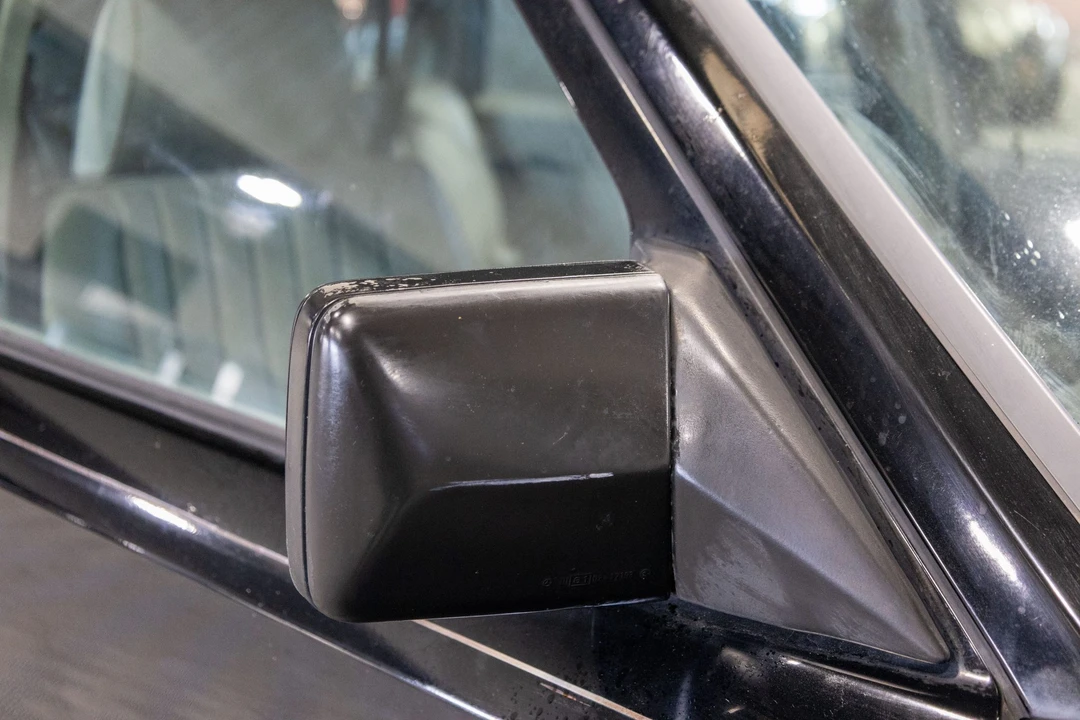 1989 Mercedes-Benz W124 E-Class - Image 26 of 31