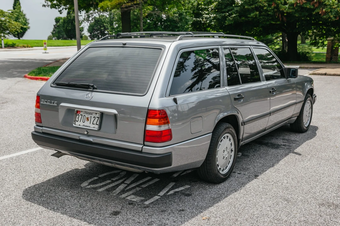 1989 Mercedes-Benz W124 E-Class - Image 6 of 31