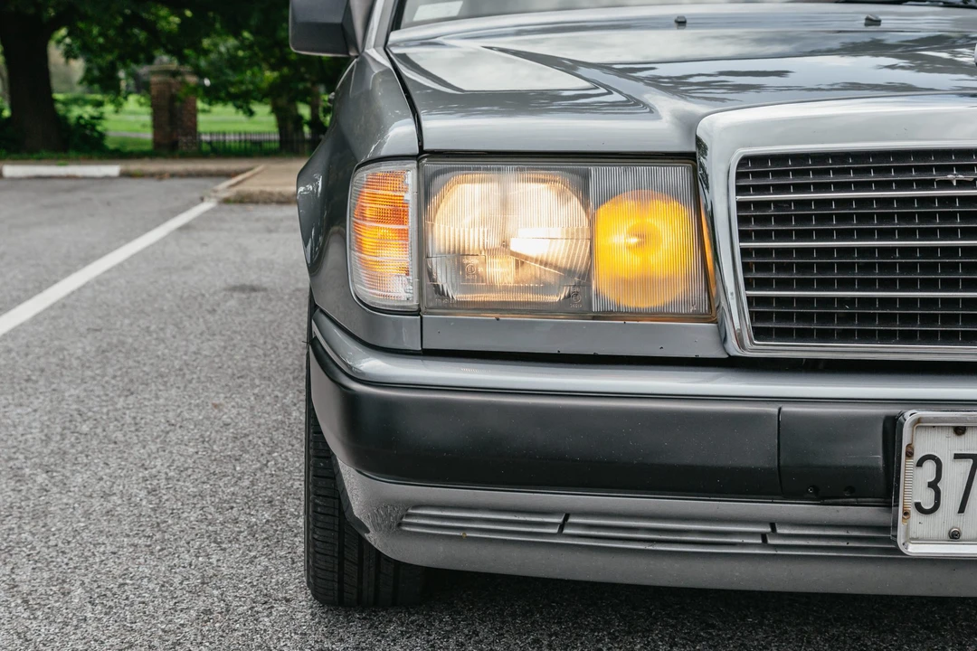1989 Mercedes-Benz W124 E-Class - Image 31 of 31