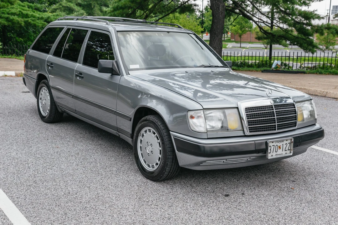 1989 Mercedes-Benz W124 E-Class - Image 8 of 31