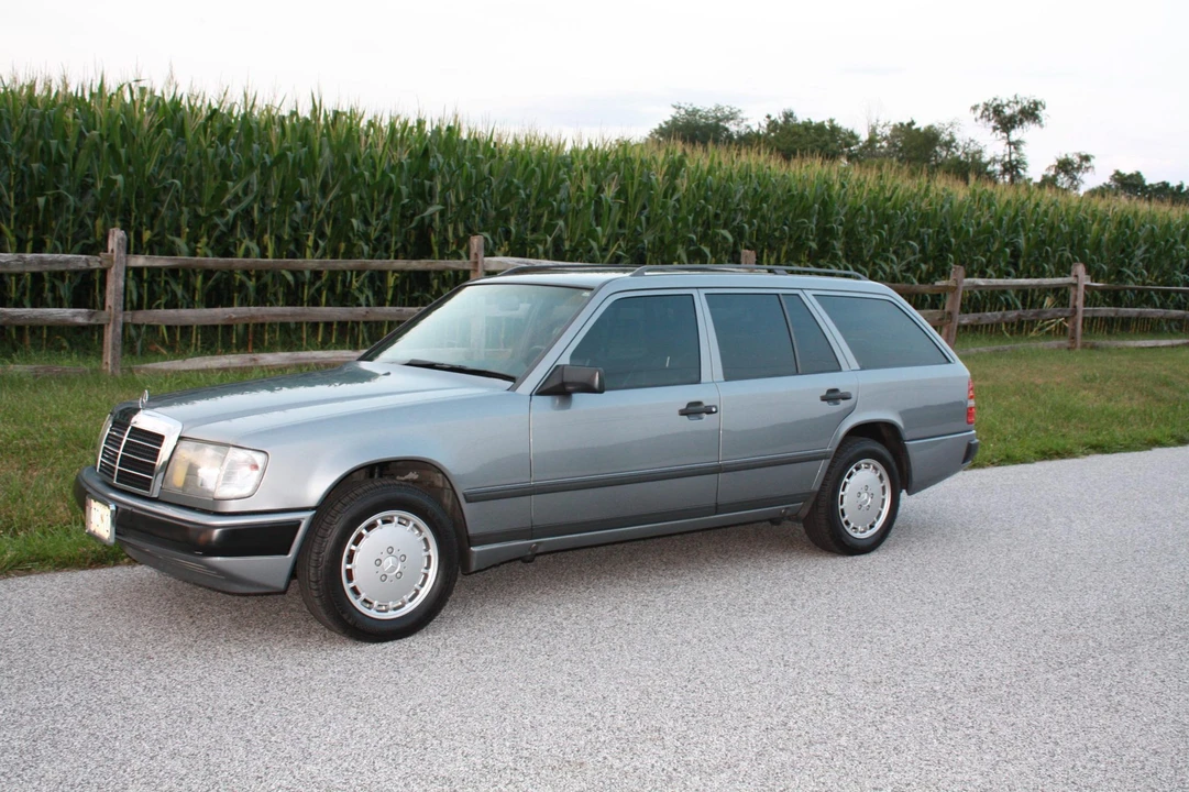 1989 Mercedes-Benz W124 E-Class - Image 15 of 31