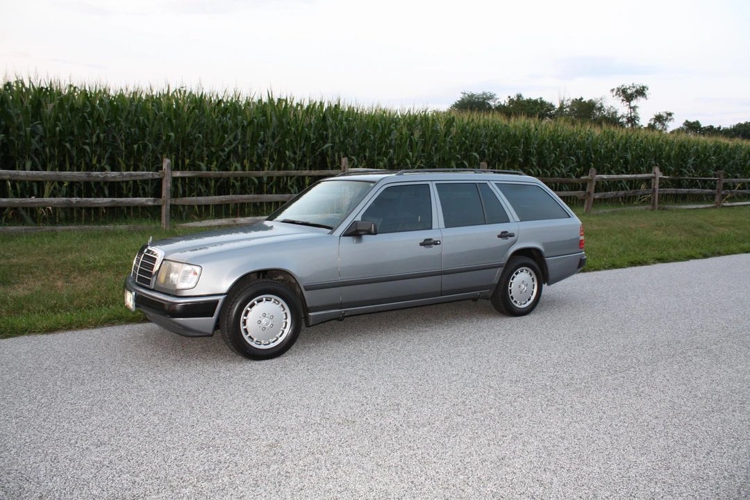 1989 Mercedes-Benz W124 E-Class - Image 18 of 31