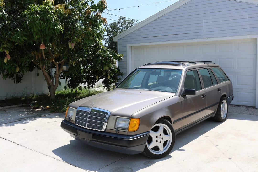 1989 Mercedes-Benz W124 E-Class - Image 7 of 31