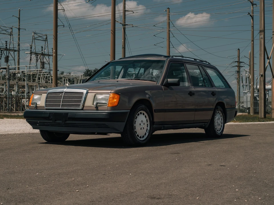 1989 Mercedes-Benz W124 E-Class - Image 3 of 31