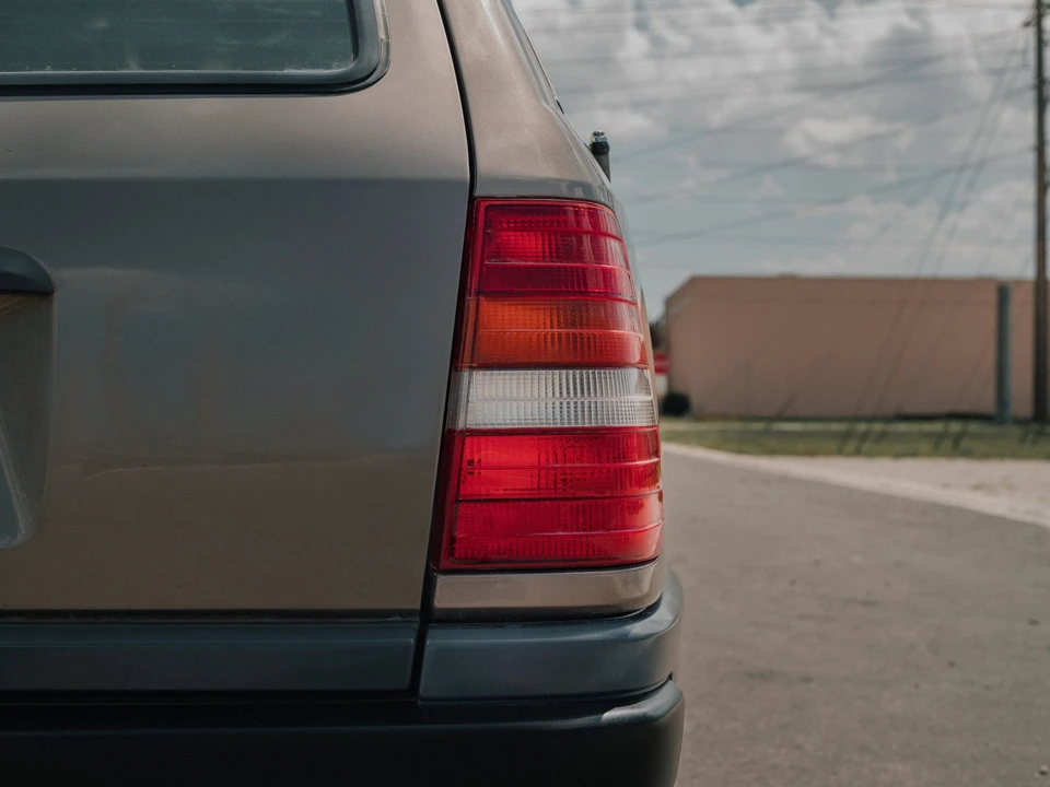 1989 Mercedes-Benz W124 E-Class - Image 22 of 31